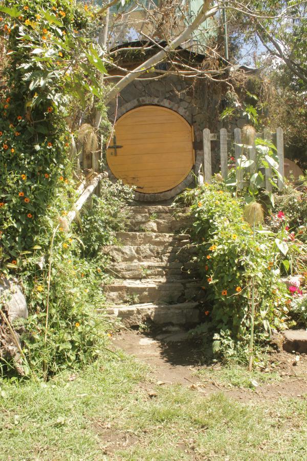 The Hobbit La Comarca Hotel Nueva San Salvador Exterior foto